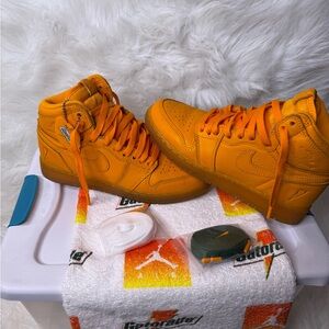 Jordan Kids Sneakers in Bright Orange